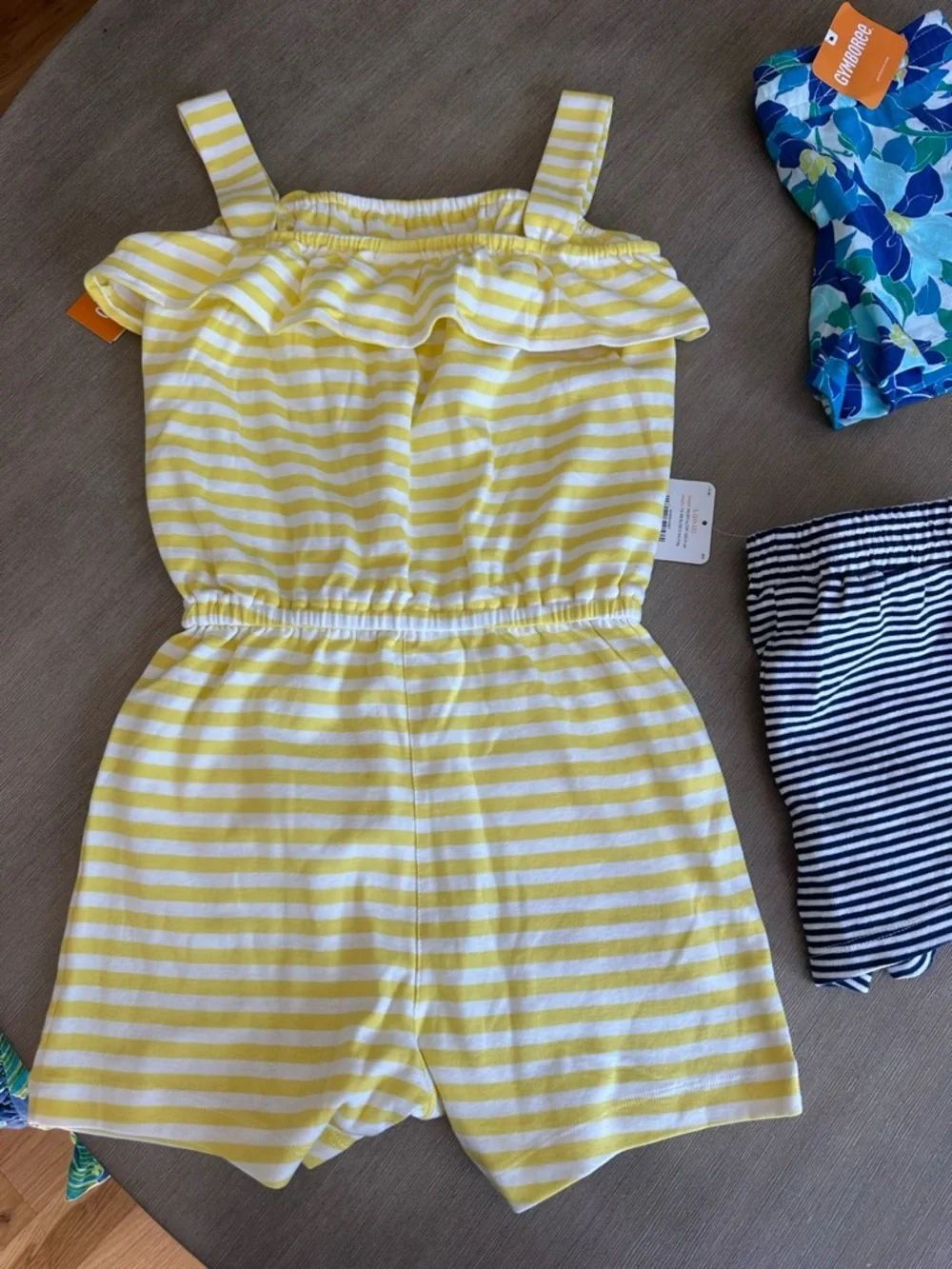 Girls Gymboree summer romper and short lot 10 Yellow, Navy, Blue, Denim nwt